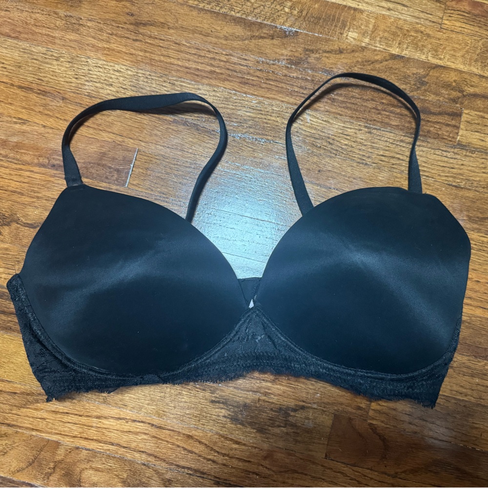 VS Black Lace Trim nursing Bra